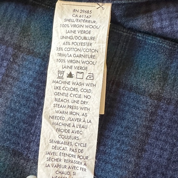 Pendleton Vintage Men’s Blue and Green Plaid Shirt with Brown Elbow Patches - Picture 9 of 10